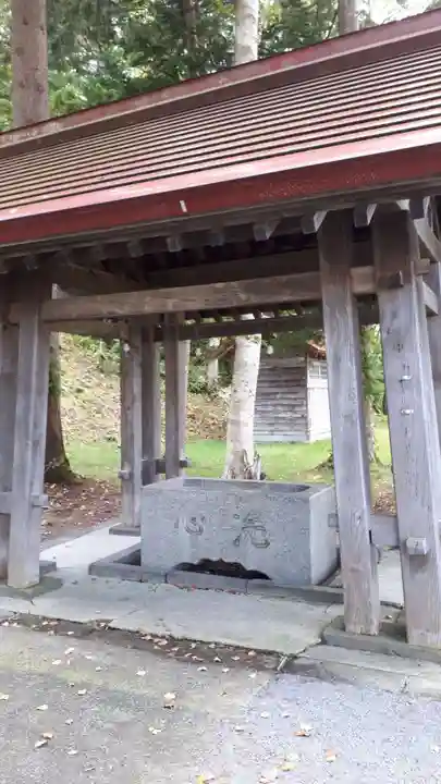 喜茂別神社の手水舎