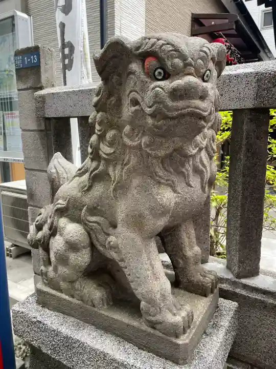 三光稲荷神社の{uncategorized: "未分類", other: "その他", undefined: "問題あり", building: "その他建物", grave: "お墓", sacred_gate: "鳥居", guardian: "狛犬", statue: "像", buddha: "仏像", history: "歴史", nature: "自然", garden: "庭園", animal: "動物", pagoda: "塔", temizu: "手水舎", mountain_gate: "山門・神門", sanctuary: "本殿・本堂", subordinate: "末社・摂社", art: "芸術", scenery: "景色", jizo: "地蔵", ema: "絵馬", goshuin: "御朱印", omikuji: "おみくじ", items: "授与品その他", amulet: "お守り", goshuincho: "御朱印帳", eats: "食事", festival: "お祭り", votive_dance: "神楽", shichigosan: "七五三参", wedding: "結婚式", experience: "体験その他", initially: "初詣", around: "周辺", anti_infection: "感染症対策"}