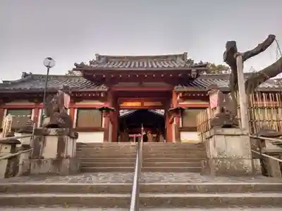 氷室神社の山門・神門