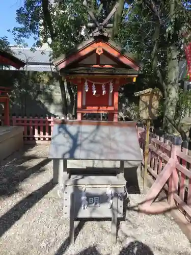 率川神社（大神神社摂社）の末社・摂社