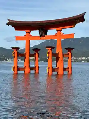 厳島神社(広島県)