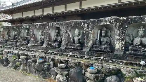 観自在寺の{uncategorized: "未分類", other: "その他", undefined: "問題あり", building: "その他建物", grave: "お墓", sacred_gate: "鳥居", guardian: "狛犬", statue: "像", buddha: "仏像", history: "歴史", nature: "自然", garden: "庭園", animal: "動物", pagoda: "塔", temizu: "手水舎", mountain_gate: "山門・神門", sanctuary: "本殿・本堂", subordinate: "末社・摂社", art: "芸術", scenery: "景色", jizo: "地蔵", ema: "絵馬", goshuin: "御朱印", omikuji: "おみくじ", items: "授与品その他", amulet: "お守り", goshuincho: "御朱印帳", eats: "食事", festival: "お祭り", votive_dance: "神楽", shichigosan: "七五三参", wedding: "結婚式", experience: "体験その他", initially: "初詣", around: "周辺", anti_infection: "感染症対策"}