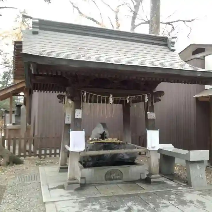 調神社の手水舎