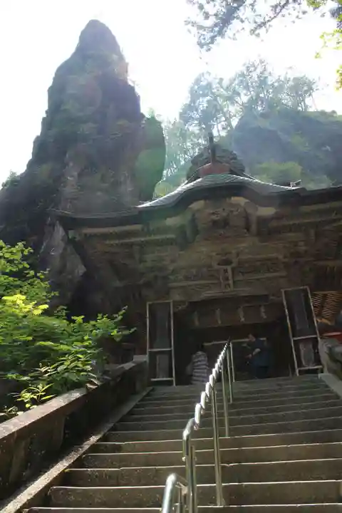 榛名神社の山門・神門