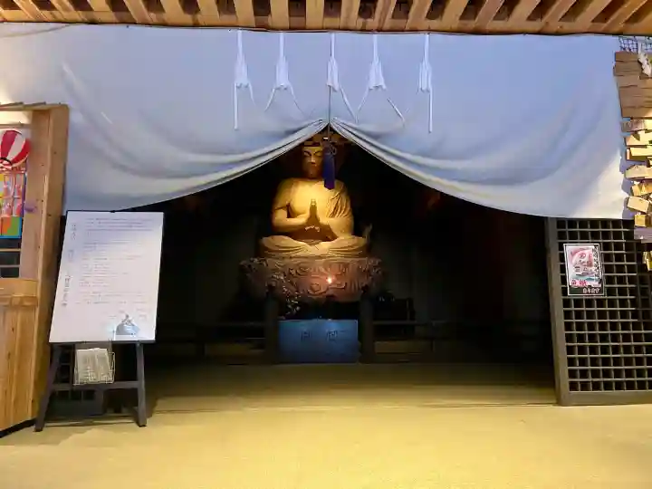 仙行寺の{uncategorized: "未分類", other: "その他", undefined: "問題あり", building: "その他建物", grave: "お墓", sacred_gate: "鳥居", guardian: "狛犬", statue: "像", buddha: "仏像", history: "歴史", nature: "自然", garden: "庭園", animal: "動物", pagoda: "塔", temizu: "手水舎", mountain_gate: "山門・神門", sanctuary: "本殿・本堂", subordinate: "末社・摂社", art: "芸術", scenery: "景色", jizo: "地蔵", ema: "絵馬", goshuin: "御朱印", omikuji: "おみくじ", items: "授与品その他", amulet: "お守り", goshuincho: "御朱印帳", eats: "食事", festival: "お祭り", votive_dance: "神楽", shichigosan: "七五三参", wedding: "結婚式", experience: "体験その他", initially: "初詣", around: "周辺", anti_infection: "感染症対策"}