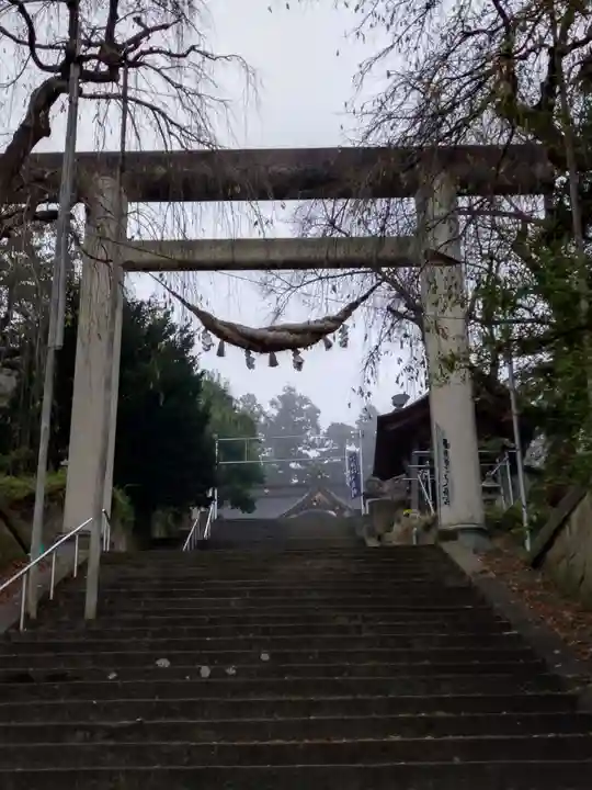 烏帽子山八幡宮(山形県)