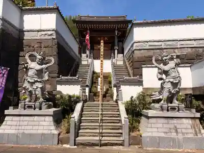 妙音寺の{uncategorized: "未分類", other: "その他", undefined: "問題あり", building: "その他建物", grave: "お墓", sacred_gate: "鳥居", guardian: "狛犬", statue: "像", buddha: "仏像", history: "歴史", nature: "自然", garden: "庭園", animal: "動物", pagoda: "塔", temizu: "手水舎", mountain_gate: "山門・神門", sanctuary: "本殿・本堂", subordinate: "末社・摂社", art: "芸術", scenery: "景色", jizo: "地蔵", ema: "絵馬", goshuin: "御朱印", omikuji: "おみくじ", items: "授与品その他", amulet: "お守り", goshuincho: "御朱印帳", eats: "食事", festival: "お祭り", votive_dance: "神楽", shichigosan: "七五三参", wedding: "結婚式", experience: "体験その他", initially: "初詣", around: "周辺", anti_infection: "感染症対策"}