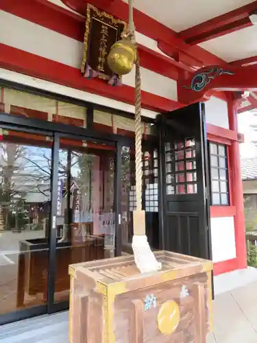 筑土八幡神社の本殿・本堂