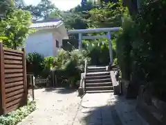 御霊神社の建物その他