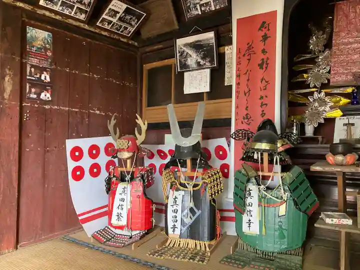 新町薬師堂のその他建物