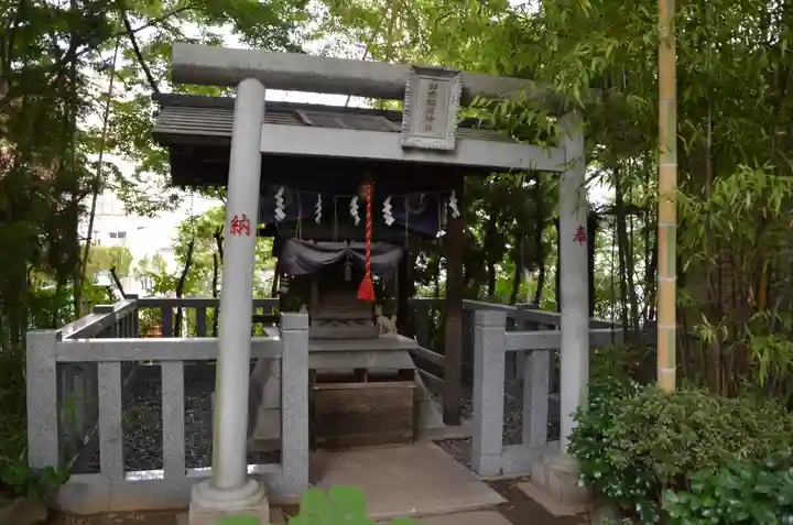 市谷亀岡八幡宮の末社・摂社