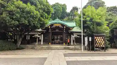 白金氷川神社の本殿・本堂
