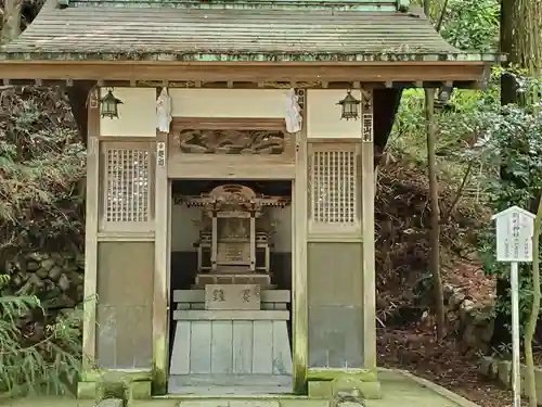 湯泉神社の末社