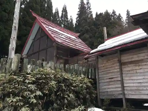 健御名方富命彦神別神社の本殿