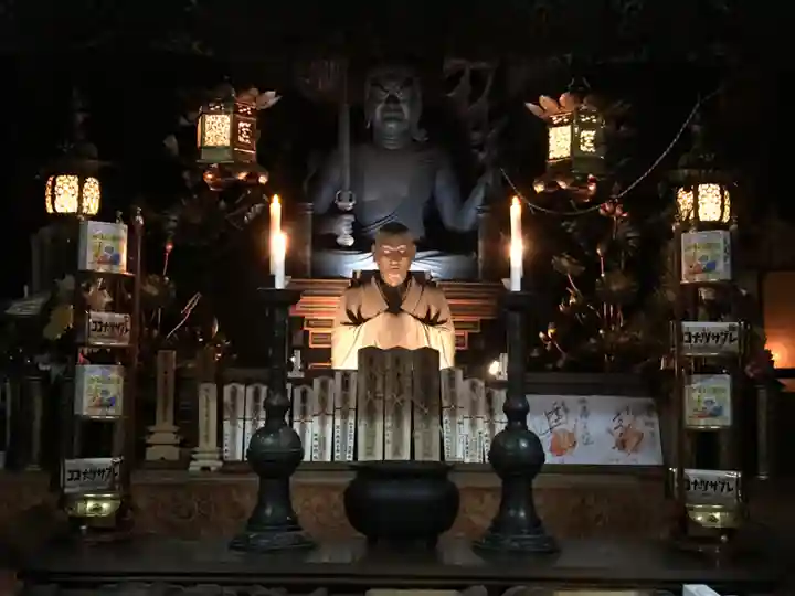 大本山誕生院 の仏像