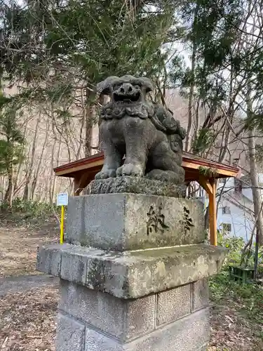 定山渓神社の狛犬