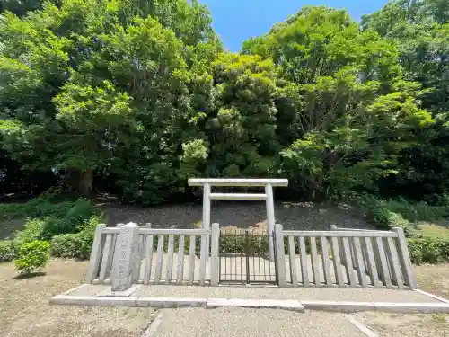 箸墓古墳（倭迹迹日百襲姫命 大市墓）(奈良県)