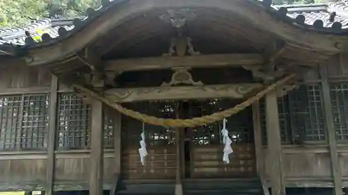 大隅神社の本殿