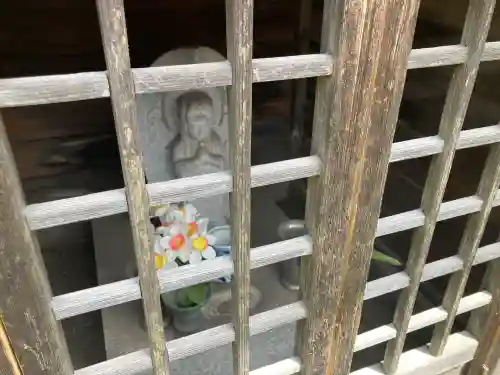 醫王寺の{uncategorized: "未分類", other: "その他", undefined: "問題あり", building: "その他建物", grave: "お墓", sacred_gate: "鳥居", guardian: "狛犬", statue: "像", buddha: "仏像", history: "歴史", nature: "自然", garden: "庭園", animal: "動物", pagoda: "塔", temizu: "手水舎", mountain_gate: "山門・神門", sanctuary: "本殿・本堂", subordinate: "末社・摂社", art: "芸術", scenery: "景色", jizo: "地蔵", ema: "絵馬", goshuin: "御朱印", omikuji: "おみくじ", items: "授与品その他", amulet: "お守り", goshuincho: "御朱印帳", eats: "食事", festival: "お祭り", votive_dance: "神楽", shichigosan: "七五三参", wedding: "結婚式", experience: "体験その他", initially: "初詣", around: "周辺", anti_infection: "感染症対策"}