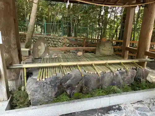 椿大神社の{uncategorized: "未分類", other: "その他", undefined: "問題あり", building: "その他建物", grave: "お墓", sacred_gate: "鳥居", guardian: "狛犬", statue: "像", buddha: "仏像", history: "歴史", nature: "自然", garden: "庭園", animal: "動物", pagoda: "塔", temizu: "手水舎", mountain_gate: "山門・神門", sanctuary: "本殿・本堂", subordinate: "末社・摂社", art: "芸術", scenery: "景色", jizo: "地蔵", ema: "絵馬", goshuin: "御朱印", omikuji: "おみくじ", items: "授与品その他", amulet: "お守り", goshuincho: "御朱印帳", eats: "食事", festival: "お祭り", votive_dance: "神楽", shichigosan: "七五三参", wedding: "結婚式", experience: "体験その他", initially: "初詣", around: "周辺", anti_infection: "感染症対策"}