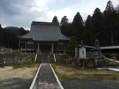 妙泰寺の本殿・本堂