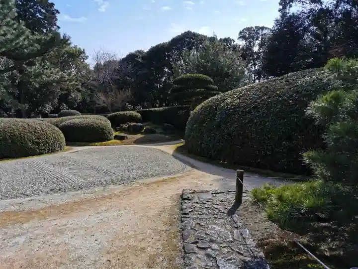 慈光院の{uncategorized: "未分類", other: "その他", undefined: "問題あり", building: "その他建物", grave: "お墓", sacred_gate: "鳥居", guardian: "狛犬", statue: "像", buddha: "仏像", history: "歴史", nature: "自然", garden: "庭園", animal: "動物", pagoda: "塔", temizu: "手水舎", mountain_gate: "山門・神門", sanctuary: "本殿・本堂", subordinate: "末社・摂社", art: "芸術", scenery: "景色", jizo: "地蔵", ema: "絵馬", goshuin: "御朱印", omikuji: "おみくじ", items: "授与品その他", amulet: "お守り", goshuincho: "御朱印帳", eats: "食事", festival: "お祭り", votive_dance: "神楽", shichigosan: "七五三参", wedding: "結婚式", experience: "体験その他", initially: "初詣", around: "周辺", anti_infection: "感染症対策"}