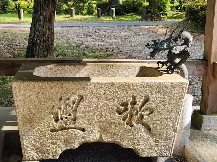 稲荷神社の手水舎