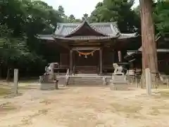 八幡宮の本殿