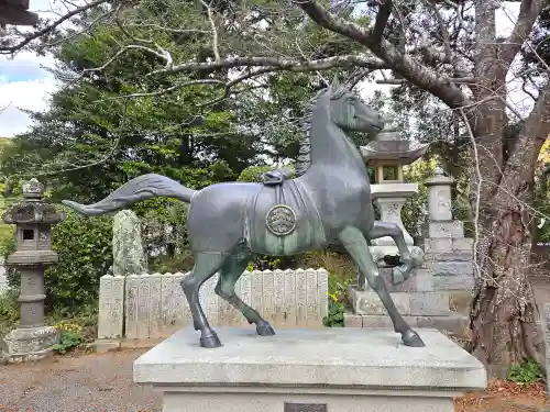 宮地嶽神社の像