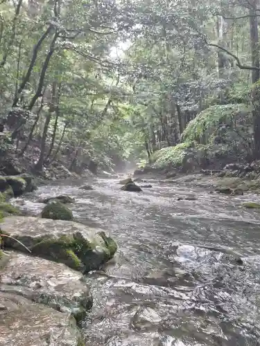 瀧原宮(皇大神宮別宮)の{uncategorized: "未分類", other: "その他", undefined: "問題あり", building: "その他建物", grave: "お墓", sacred_gate: "鳥居", guardian: "狛犬", statue: "像", buddha: "仏像", history: "歴史", nature: "自然", garden: "庭園", animal: "動物", pagoda: "塔", temizu: "手水舎", mountain_gate: "山門・神門", sanctuary: "本殿・本堂", subordinate: "末社・摂社", art: "芸術", scenery: "景色", jizo: "地蔵", ema: "絵馬", goshuin: "御朱印", omikuji: "おみくじ", items: "授与品その他", amulet: "お守り", goshuincho: "御朱印帳", eats: "食事", festival: "お祭り", votive_dance: "神楽", shichigosan: "七五三参", wedding: "結婚式", experience: "体験その他", initially: "初詣", around: "周辺", anti_infection: "感染症対策"}