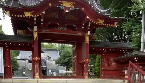 秩父神社の山門