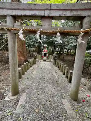 鴨都波神社の鳥居
