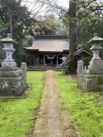 子安神社の{uncategorized: "未分類", other: "その他", undefined: "問題あり", building: "その他建物", grave: "お墓", sacred_gate: "鳥居", guardian: "狛犬", statue: "像", buddha: "仏像", history: "歴史", nature: "自然", garden: "庭園", animal: "動物", pagoda: "塔", temizu: "手水舎", mountain_gate: "山門・神門", sanctuary: "本殿・本堂", subordinate: "末社・摂社", art: "芸術", scenery: "景色", jizo: "地蔵", ema: "絵馬", goshuin: "御朱印", omikuji: "おみくじ", items: "授与品その他", amulet: "お守り", goshuincho: "御朱印帳", eats: "食事", festival: "お祭り", votive_dance: "神楽", shichigosan: "七五三参", wedding: "結婚式", experience: "体験その他", initially: "初詣", around: "周辺", anti_infection: "感染症対策"}