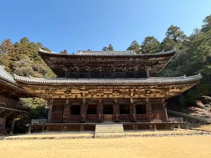 圓教寺の{uncategorized: "未分類", other: "その他", undefined: "問題あり", building: "その他建物", grave: "お墓", sacred_gate: "鳥居", guardian: "狛犬", statue: "像", buddha: "仏像", history: "歴史", nature: "自然", garden: "庭園", animal: "動物", pagoda: "塔", temizu: "手水舎", mountain_gate: "山門・神門", sanctuary: "本殿・本堂", subordinate: "末社・摂社", art: "芸術", scenery: "景色", jizo: "地蔵", ema: "絵馬", goshuin: "御朱印", omikuji: "おみくじ", items: "授与品その他", amulet: "お守り", goshuincho: "御朱印帳", eats: "食事", festival: "お祭り", votive_dance: "神楽", shichigosan: "七五三参", wedding: "結婚式", experience: "体験その他", initially: "初詣", around: "周辺", anti_infection: "感染症対策"}