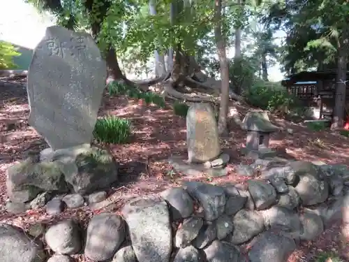 諏訪神社の建物その他