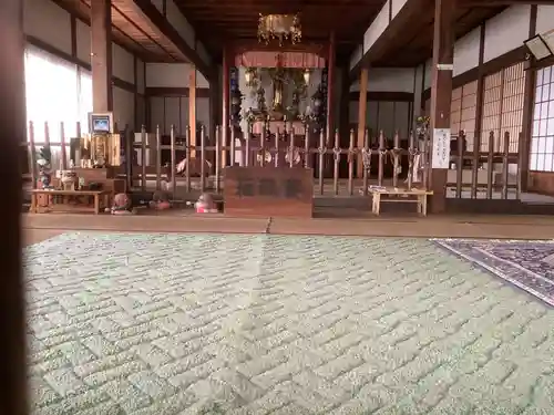 源照寺の本殿・本堂
