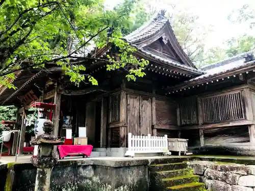 舞鶴神社の本殿・本堂