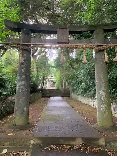 興神社の鳥居