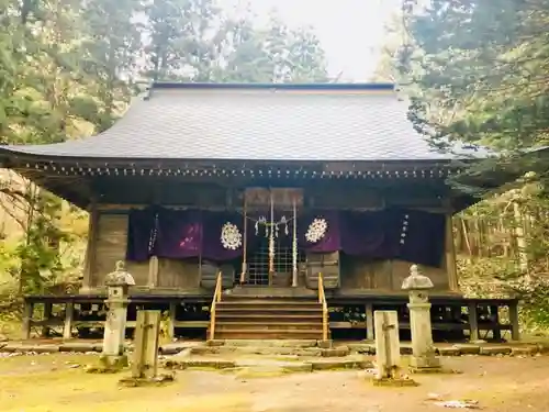 早池峰神社の本殿