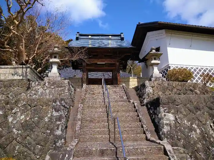 霊山寺の山門・神門