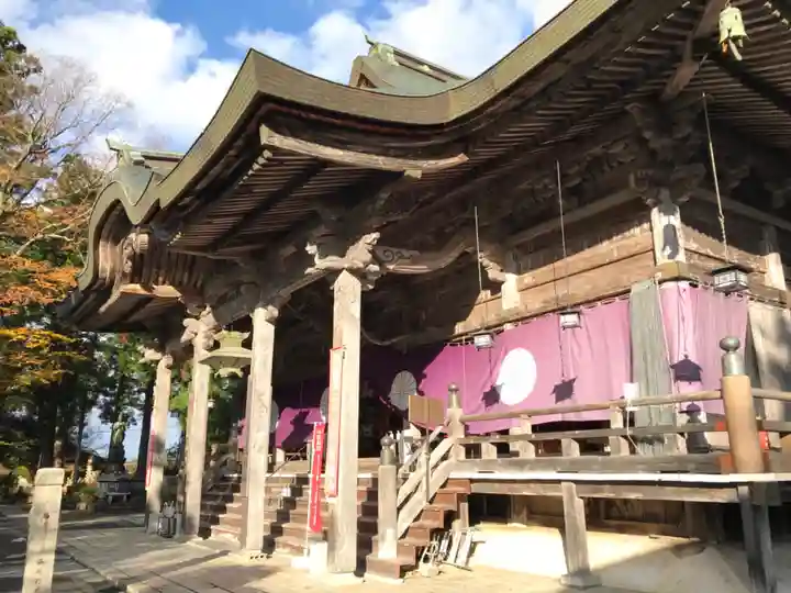 成相寺の本殿・本堂