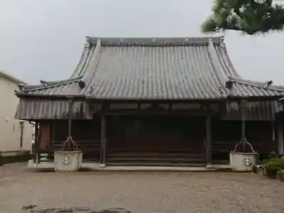 万福寺の本殿・本堂