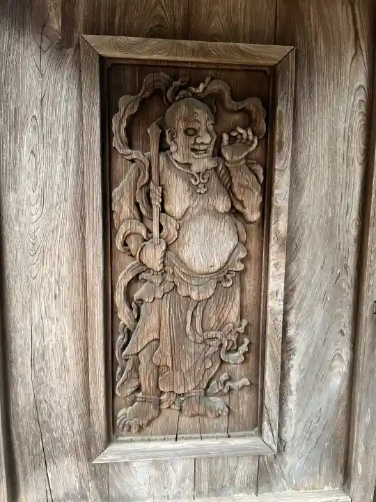 月照寺の{uncategorized: "未分類", other: "その他", undefined: "問題あり", building: "その他建物", grave: "お墓", sacred_gate: "鳥居", guardian: "狛犬", statue: "像", buddha: "仏像", history: "歴史", nature: "自然", garden: "庭園", animal: "動物", pagoda: "塔", temizu: "手水舎", mountain_gate: "山門・神門", sanctuary: "本殿・本堂", subordinate: "末社・摂社", art: "芸術", scenery: "景色", jizo: "地蔵", ema: "絵馬", goshuin: "御朱印", omikuji: "おみくじ", items: "授与品その他", amulet: "お守り", goshuincho: "御朱印帳", eats: "食事", festival: "お祭り", votive_dance: "神楽", shichigosan: "七五三参", wedding: "結婚式", experience: "体験その他", initially: "初詣", around: "周辺", anti_infection: "感染症対策"}