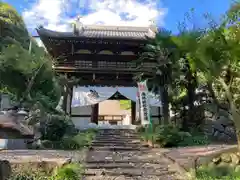 龍福寺の山門