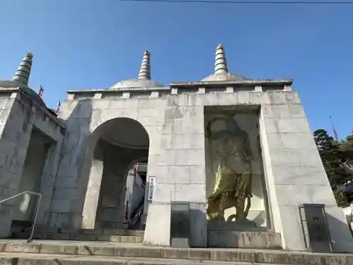 最上稲荷山妙教寺(岡山県)