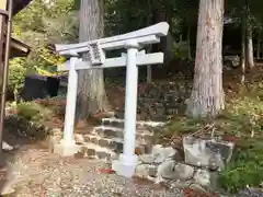 四所神社の鳥居