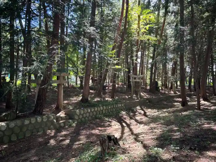 ニ柱神社(長野県)