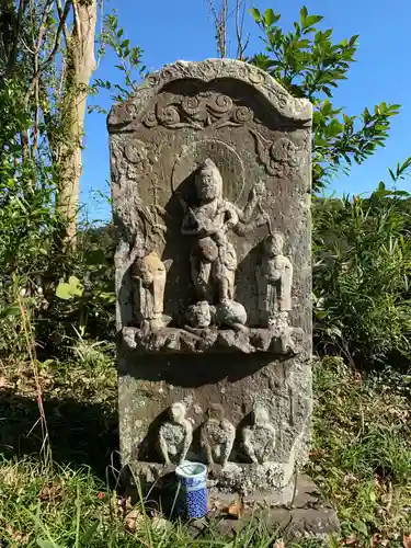 天津日神社の仏像