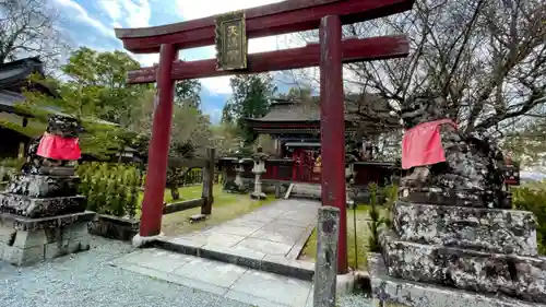 金峯山寺の鳥居