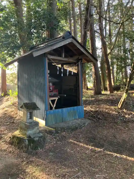 磐裂根裂神社の{uncategorized: "未分類", other: "その他", undefined: "問題あり", building: "その他建物", grave: "お墓", sacred_gate: "鳥居", guardian: "狛犬", statue: "像", buddha: "仏像", history: "歴史", nature: "自然", garden: "庭園", animal: "動物", pagoda: "塔", temizu: "手水舎", mountain_gate: "山門・神門", sanctuary: "本殿・本堂", subordinate: "末社・摂社", art: "芸術", scenery: "景色", jizo: "地蔵", ema: "絵馬", goshuin: "御朱印", omikuji: "おみくじ", items: "授与品その他", amulet: "お守り", goshuincho: "御朱印帳", eats: "食事", festival: "お祭り", votive_dance: "神楽", shichigosan: "七五三参", wedding: "結婚式", experience: "体験その他", initially: "初詣", around: "周辺", anti_infection: "感染症対策"}
